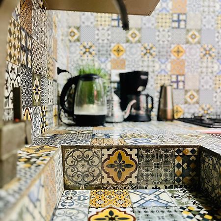 Apartment With Ac, Patio And Rooftop Appartement Climatise Avec Patio Et Toit Terrasse Marrakesh Luaran gambar
