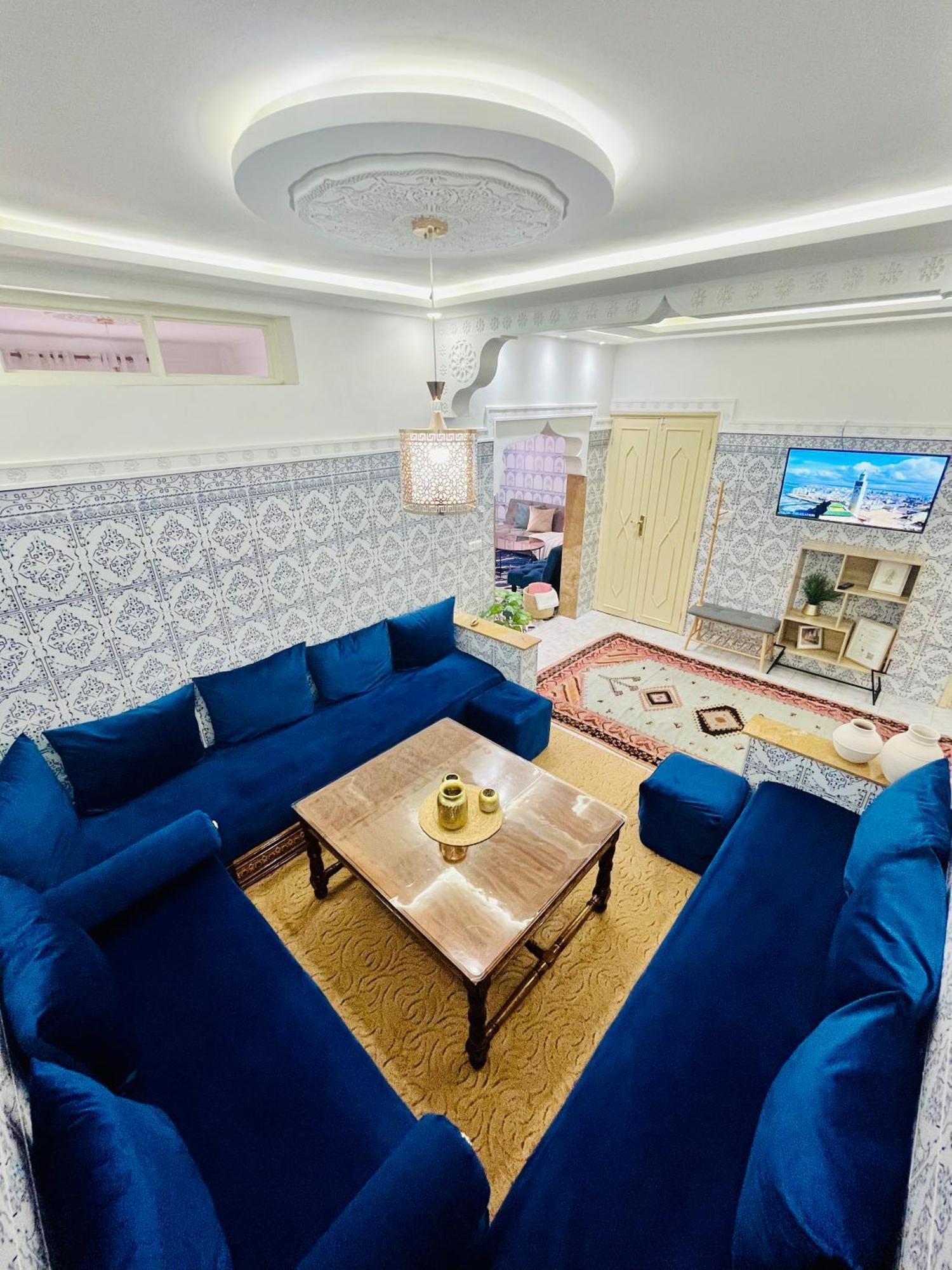 Apartment With Ac, Patio And Rooftop Appartement Climatise Avec Patio Et Toit Terrasse Marrakesh Luaran gambar