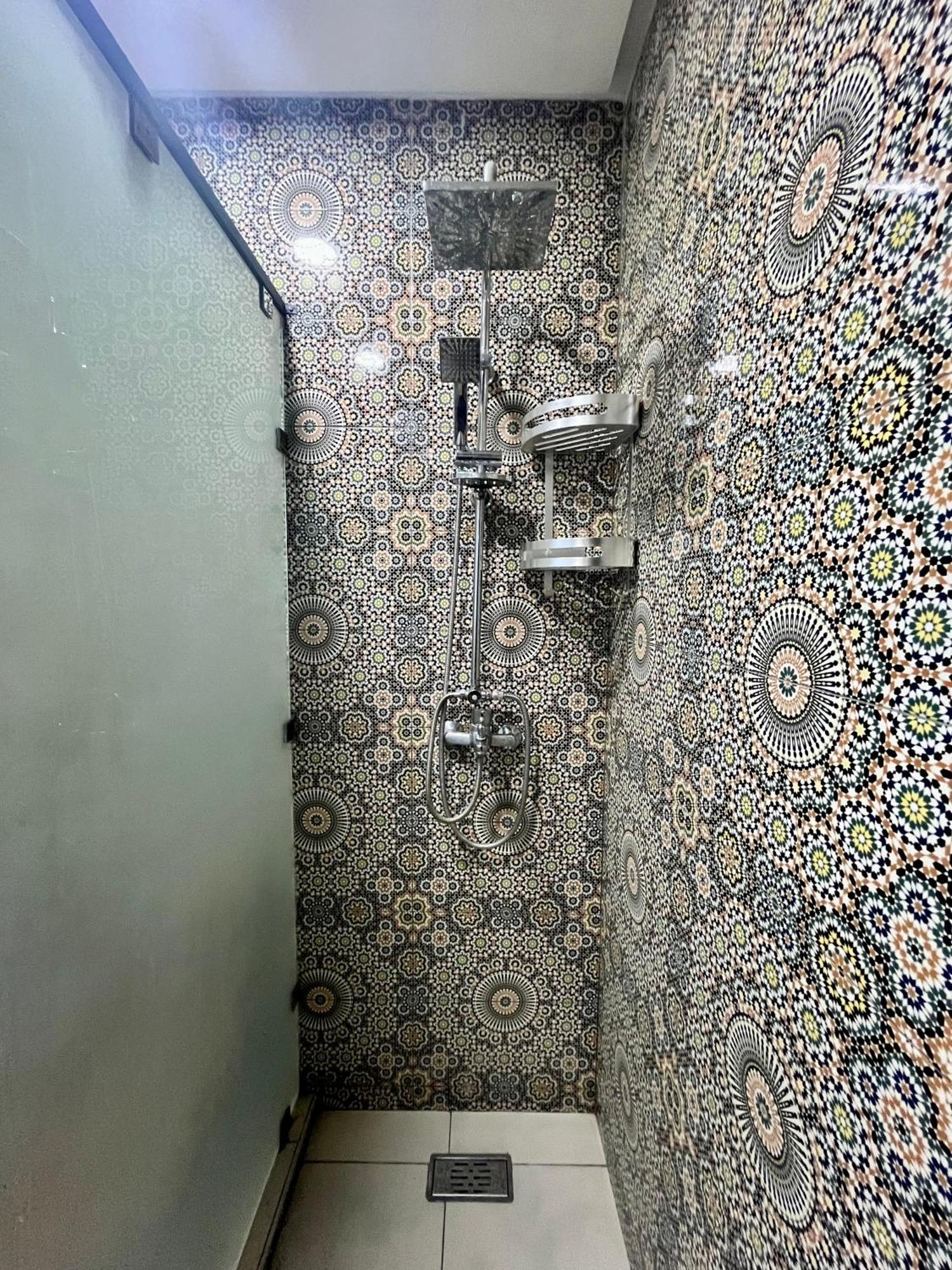 Apartment With Ac, Patio And Rooftop Appartement Climatise Avec Patio Et Toit Terrasse Marrakesh Luaran gambar